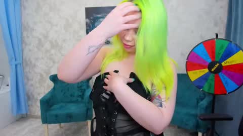 Roxy online show from February 2025 11:37:02 PM