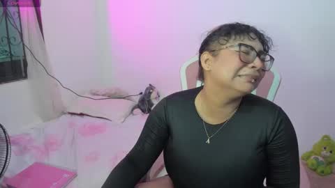 Snapshot of im_angels7 chatting on September 2025 02:04:02 AM Angela online show from September 2025 02:04:02 AM