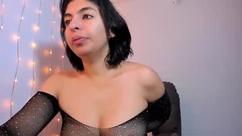 im_anna_ online show from March 2025 12:01:01 PM