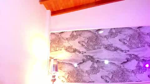 criss online show from November 2025 09:51:02 PM