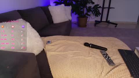 Eli  online show from April 2026 08:55:01 PM