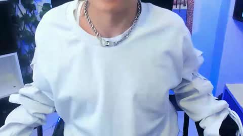 mathias online show from February 2026 02:18:02 AM