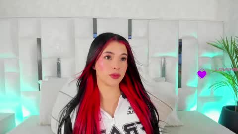 Nika online show from April 2026 12:28:01 PM