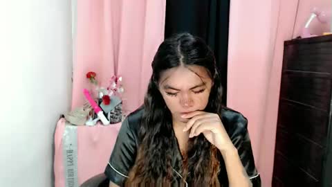 Snapshot of im_yourfairyannaxx chatting on September 2025 05:46:01 PM im_yourfairyannaxx online show from September 2025 05:46:01 PM