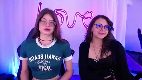 Snapshot of imchloe_ chatting on October 2025 09:25:02 PM Chloe online show from October 2025 09:25:02 PM