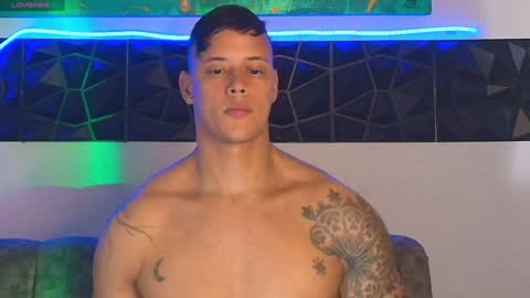 Snapshot of imconor chatting on December 2024 01:37:01 AM imconor online show from December 2024 01:37:01 AM