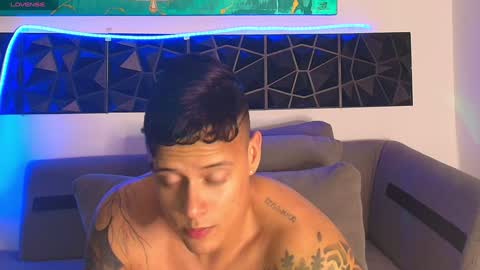 Snapshot of imconor chatting on January 2025 02:06:02 AM imconor online show from January 2025 02:06:02 AM