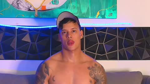 Snapshot of imconor chatting on January 2025 09:37:01 PM imconor online show from January 2025 09:37:01 PM