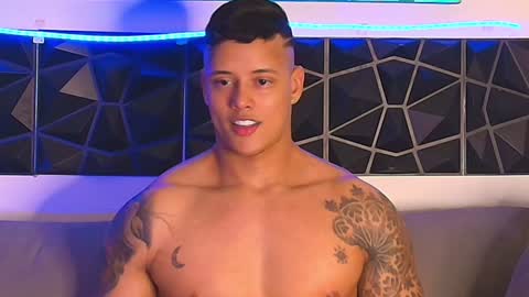 Snapshot of imconor chatting on February 2025 10:21:02 PM imconor online show from February 2025 10:21:02 PM