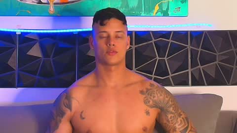 Snapshot of imconor chatting on February 2025 01:11:01 AM imconor online show from February 2025 01:11:01 AM