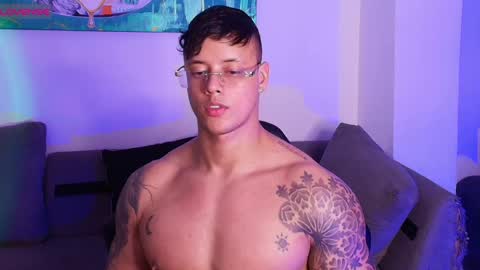 Snapshot of imconor chatting on May 2026 11:32:02 PM imconor online show from May 2026 11:32:02 PM
