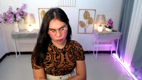 Snapshot of imdestined_foryou chatting on December 2024 06:01:02 PM Ashley online show from December 2024 06:01:02 PM