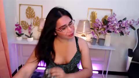 Snapshot of imdestined_foryou chatting on January 2025 08:10:01 PM Ashley online show from January 2025 08:10:01 PM