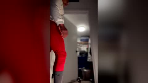 imlightskn online show from February 2026 08:00:02 AM