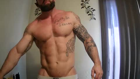 Snapshot of imnewherelollol chatting on March 2025 03:29:02 PM Majordadbod101 online show from March 2025 03:29:02 PM