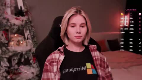 Mia online show from December 2025 09:38:01 AM