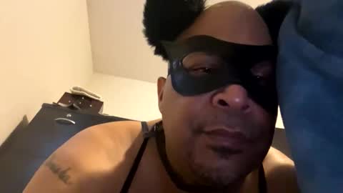 Snapshot of inandout001 chatting on November 2025 11:21:02 PM Dirty Sissyslut online show from November 2025 11:21:02 PM