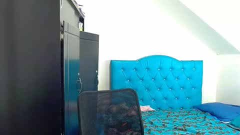 incubus_couple1 online show from January 2025 07:42:01 PM