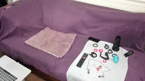 indian_exhibitionist online show from December 2025 10:17:02 PM