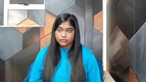 Melz online show from November 2025 06:44:01 AM