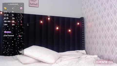 LITTLE AINHOA  online show from December 2024 07:54:02 PM