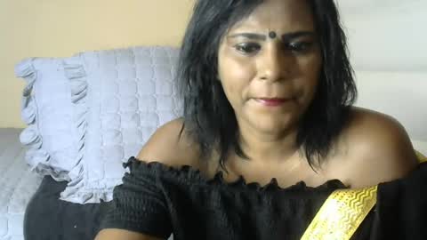 Snapshot of indiandreams_ chatting on July 2026 09:56:01 AM Palavi online show from July 2026 09:56:01 AM