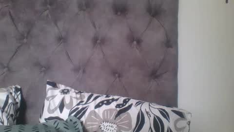 priya online show from February 2025 05:36:01 AM