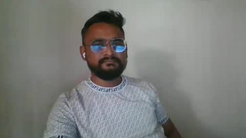 Snapshot of indianlover1433 chatting on February 2025 06:32:01 AM Indian lover online show from February 2025 06:32:01 AM