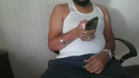 Snapshot of indianlover1433 chatting on February 2025 09:05:02 AM Indian lover online show from February 2025 09:05:02 AM