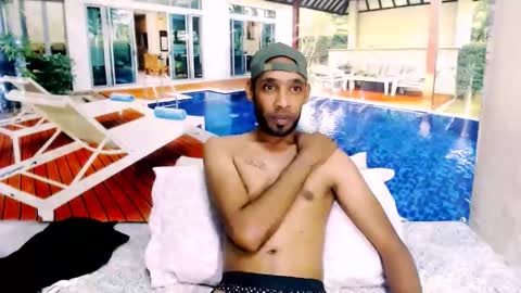 indianmagicmike69 online show from November 2025 05:39:02 PM