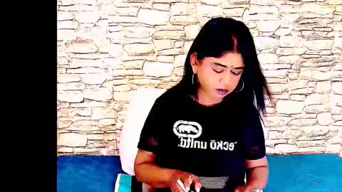 Mika online show from November 2025 06:41:01 PM