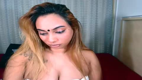 goddess online show from November 2025 06:50:02 PM