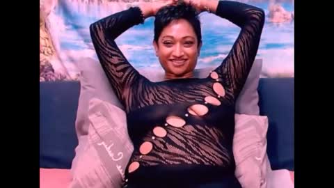 Snapshot of indianspicy69 chatting on December 2024 06:10:02 PM Shreya online show from December 2024 06:10:02 PM