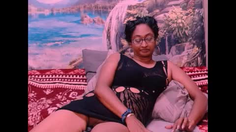 Snapshot of indianspicy69 chatting on February 2025 05:29:02 PM Shreya online show from February 2025 05:29:02 PM