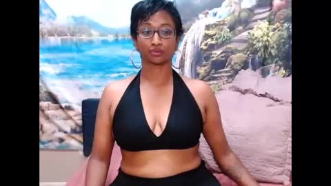 Snapshot of indianspicy69 chatting on February 2025 07:19:02 PM Shreya online show from February 2025 07:19:02 PM