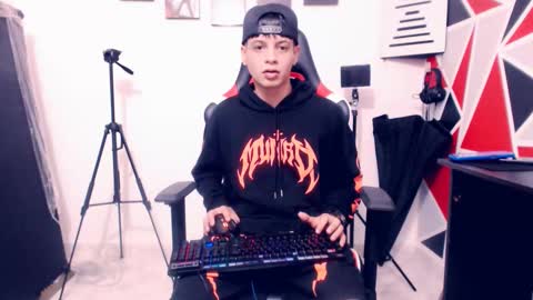 matias online show from November 2025 07:13:01 PM