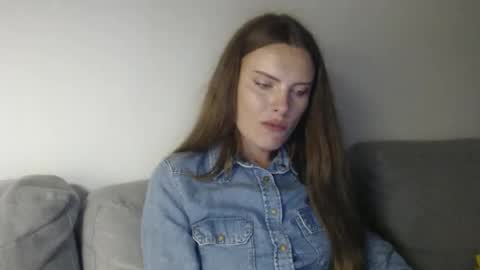 Sweet girl online show from September 2025 08:45:02 PM