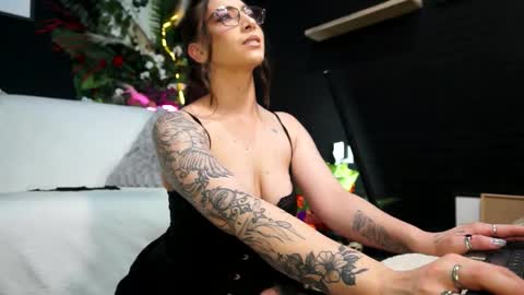 IngAdn online show from October 2025 08:18:01 AM