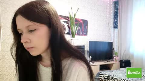 Snapshot of ingeborgalexanian chatting on October 2025 10:05:02 AM Emma online show from October 2025 10:05:02 AM