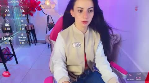 Ingrid online show from December 2025 07:41:01 PM