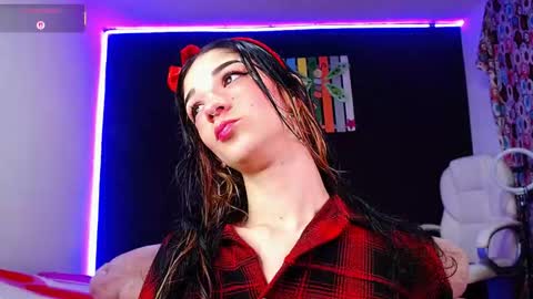 Ingrid Zese online show from November 2025 09:06:01 PM