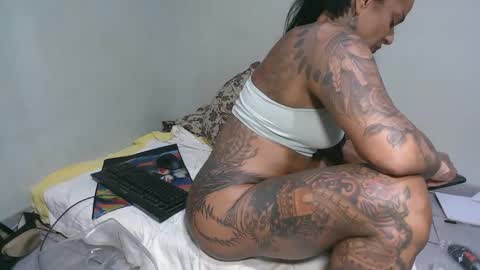 ink bella online show from November 2025 08:24:02 PM