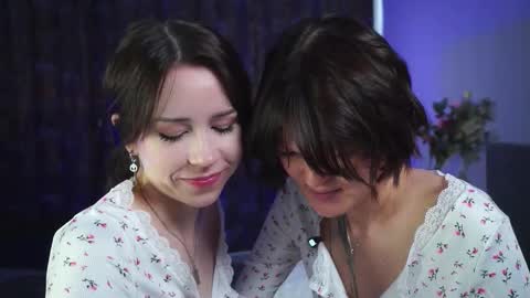 Luna and Dior online show from September 2025 04:49:02 AM