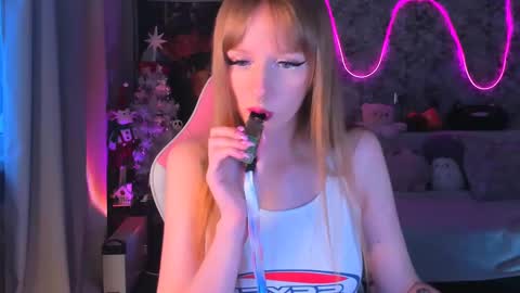 Snapshot of inma_lewdness chatting on January 2025 11:43:02 AM Grace online show from January 2025 11:43:02 AM