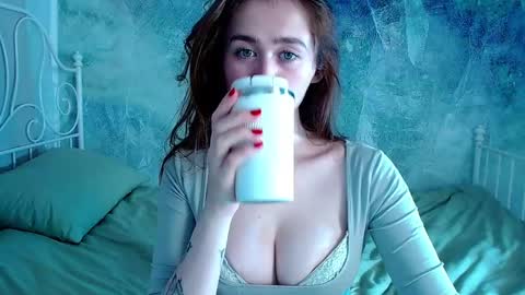 Snapshot of innnita chatting on April 2026 01:50:02 PM Lina online show from April 2026 01:50:02 PM