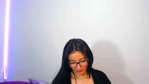 Abril online show from January 2025 03:54:02 AM