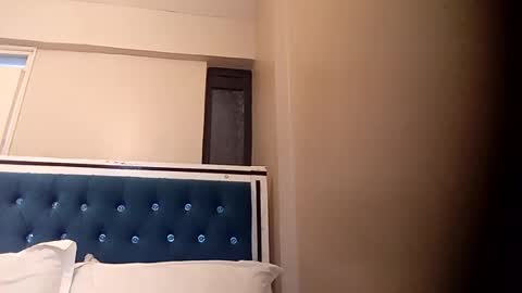 Snapshot of innocentcuteface chatting on February 2025 04:57:01 PM Amber online show from February 2025 04:57:01 PM