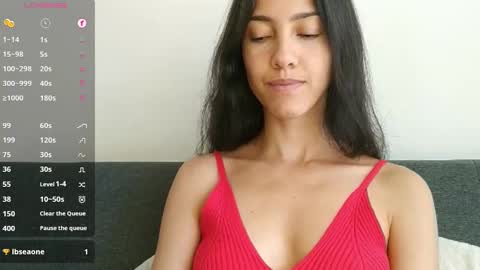 Laroa online show from October 2025 05:57:02 PM