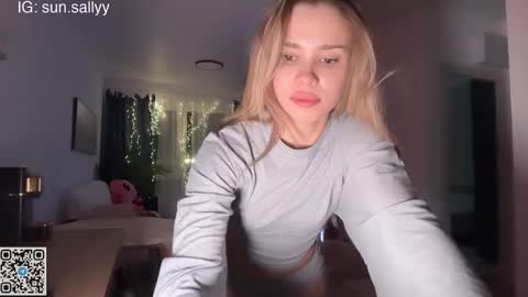 Sully and Kate online show from December 2025 09:31:02 PM