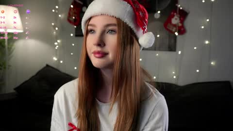 Snapshot of inthelabyrinthsofmysoul chatting on December 2024 02:08:02 PM Ellie online show from December 2024 02:08:02 PM